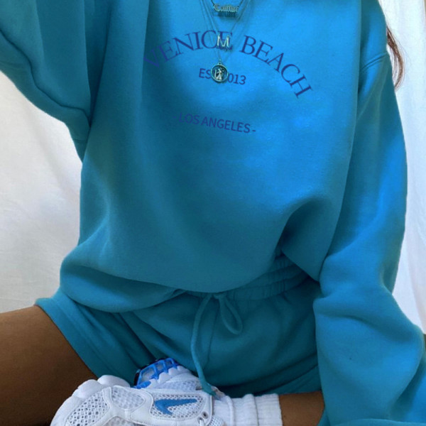 2021 autumn foreign trade women's new style fleece thicker loose embroidered long-sleeved sweater bag hip shorts suit K21S06700