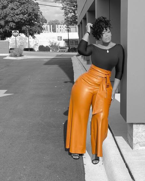 Autumn and winter new style PU leather high waist pants with belt D8392-1