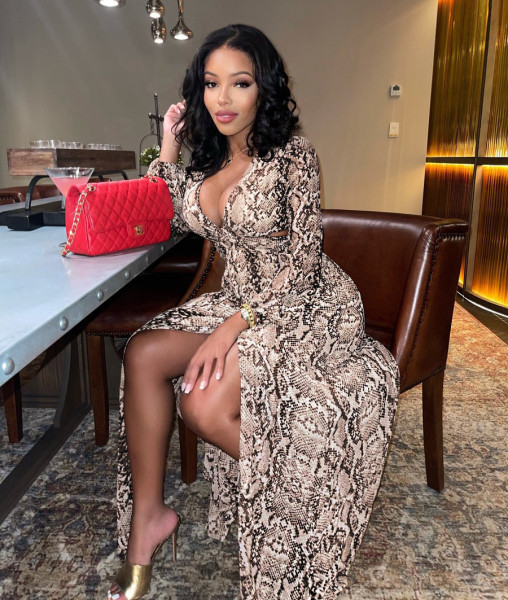 2021 Fall New Fashion Sexy Hollow Elegant Beach Dress Python Pattern Split Long Skirt G0427