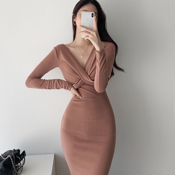 Korean chic elegant and light familiar style cross folds v-neck exposed clavicle design slim slimming buttocks dress female D627988817365
