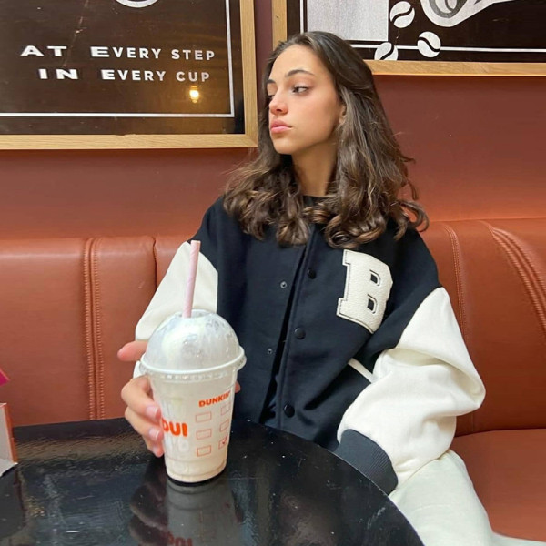 2021 winter fashion trend women's new long-sleeved round neck loose and thin cardigan sweater jacket K21C07532