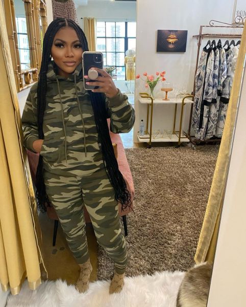 Fashion sports suit hot selling camouflage two-piece suit in Europe and America YM222