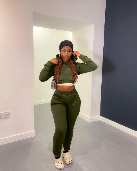 Women's clothing wholesale, sports and leisure, two-piece sweater suit L278