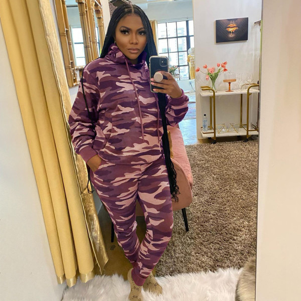 Fashion sports suit hot selling camouflage two-piece suit in Europe and America YM222