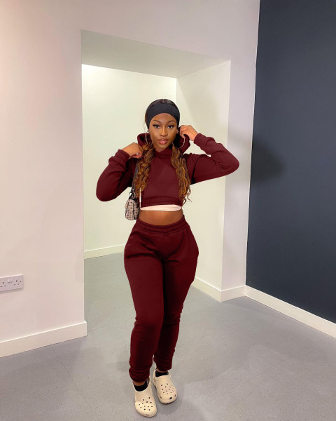 Women's clothing wholesale, sports and leisure, two-piece sweater suit L278