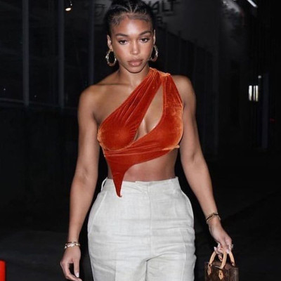 Women's 2021 autumn and winter new solid color stitching exposed navel hollow sleeveless sexy slim top M21TP619