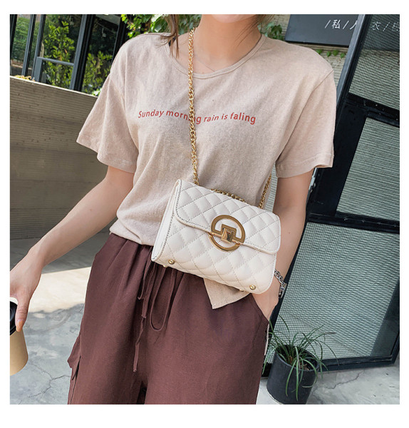 Lingge chain bag women's bag 2021 autumn and winter new fashion one-shoulder underarm bag net red texture diagonal bag