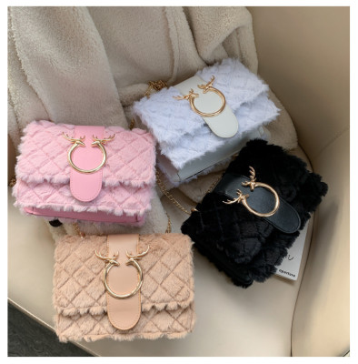 Net celebrity small bag female 2021 new fashion net celebrity chain bag lamb plush shoulder bag western-style messenger bag