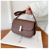 Autumn and winter retro saddle bag women's bag 2021 new trendy fashion one-shoulder underarm bag pure color simple bag women