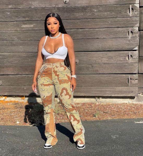 Camouflage stitching bell bottom pants