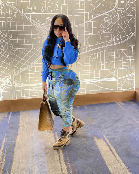 Women's clothing plus fleece hat sweater fashion positioning printing two-piece suit