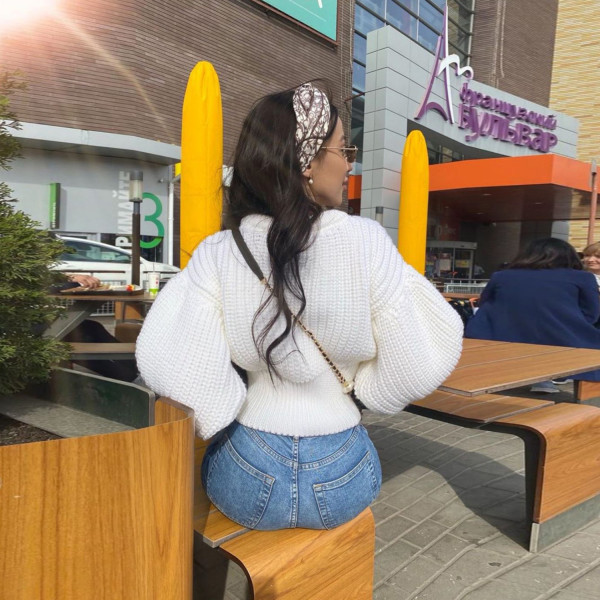 Explosive style long-sleeved knitted women's solid color thick needle loose warm sweater