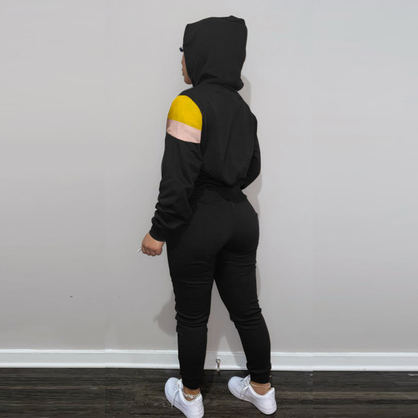 Two-piece multicolor stitching hooded sports sweater pull frame suit