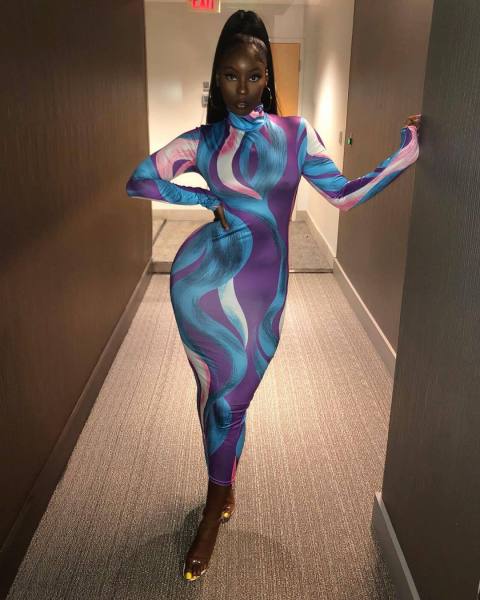 Sexy European and American women's fall/winter new style painted and printed long-sleeved slim dress