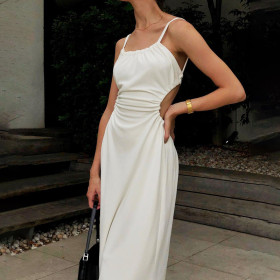 The new one-neck slim-fit suspender mid-length halter dress