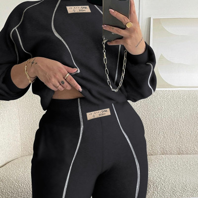 Labeled logo split contrast line loose suit women winter simple casual suit