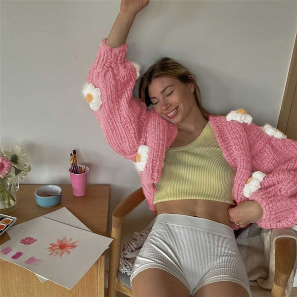 New women's fashion round neck lantern sleeve knitted cardigan short sweater women
