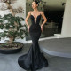 The new star with the same paragraph suspender mermaid dress V-neck halter dress