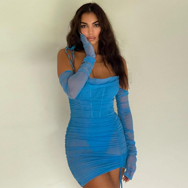 The new one-line neck mesh see-through stitching sexy suspender dress