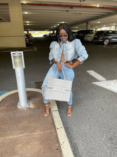 New style denim shirt women embroidered beading denim jacket