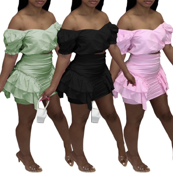 Two-piece pleated skirt with wood ears