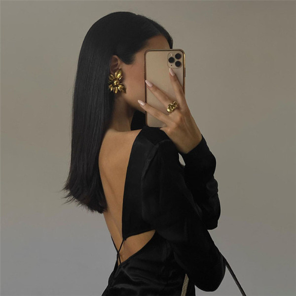 New women's round neck long-sleeved sexy backless slim bag hip long-sleeved dress women