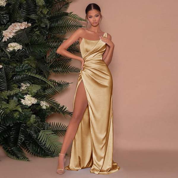 One-shoulder fishbone slit high-waisted long sexy dress