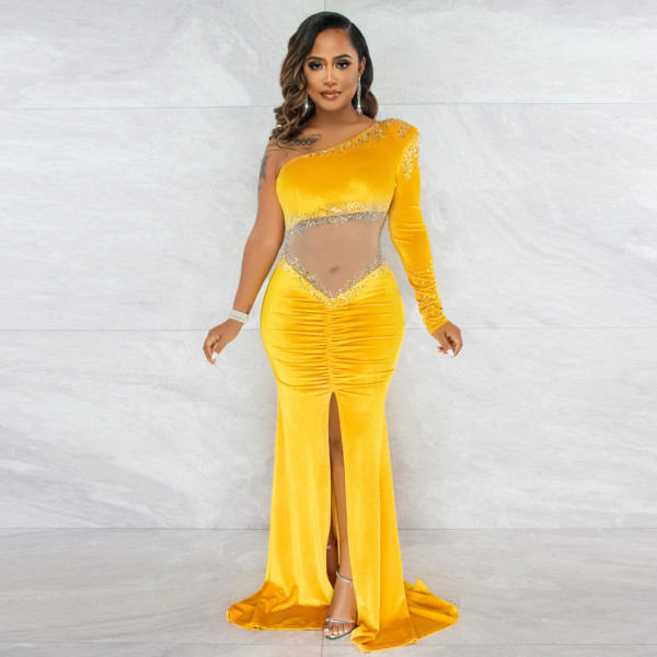 Long mopping irregular skirt waistless velvet one-shoulder sexy hot diamond nightclub dress YF9547