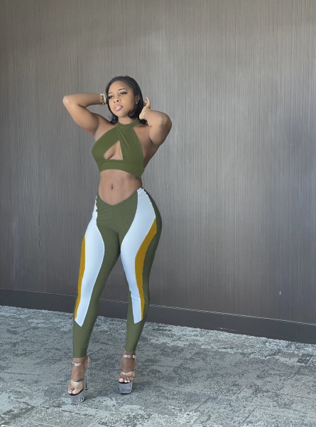 Sexy halterneck backless positioning print two-piece set