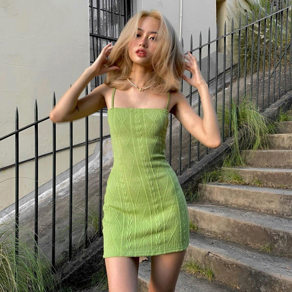 Hot girl style solid color knitted crocheted waist sling dress spring thin bag hip waist short skirt