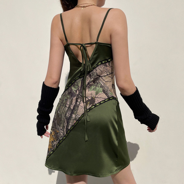 Green leaf print lace stitching suspender skirt light and sexy V-neck open back perspective skirt