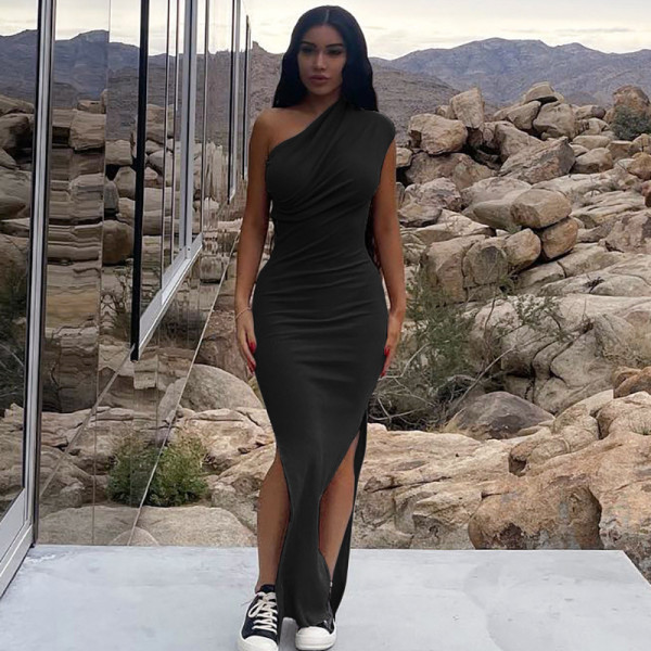 Solid ribbed pleated slant-shoulder slit maxi dress