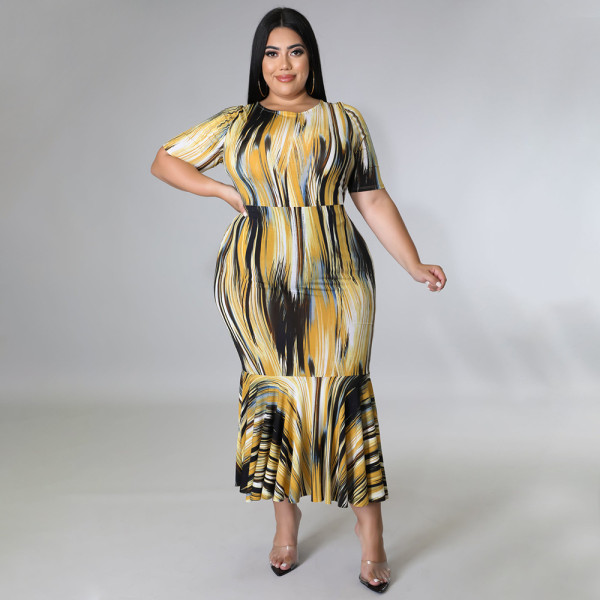 Round Neck Short Sleeve Ruffle Dress Print Plus Size Dress