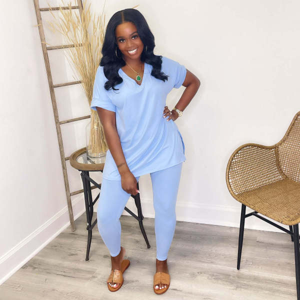 V-neck solid color loose simple casual short-sleeved two-piece suit