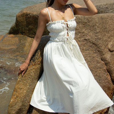 Stylish lace-up openwork fungus-trimmed suspender dress