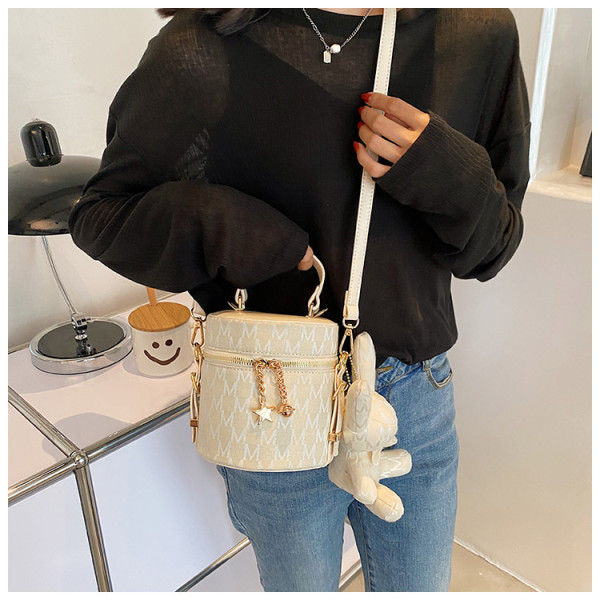 Fashion Letter Hand Drum Bag Textured Women's Bag Crossbody Shoulder Bucket Bag