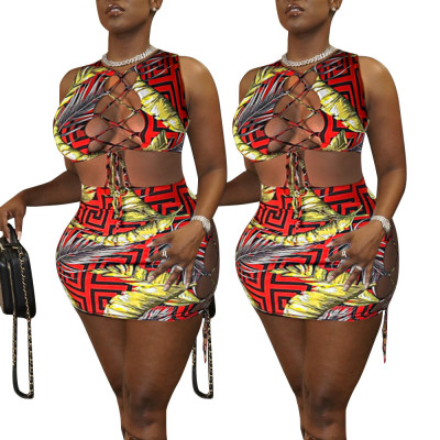 Two-piece set of fashionable and sexy slit straps