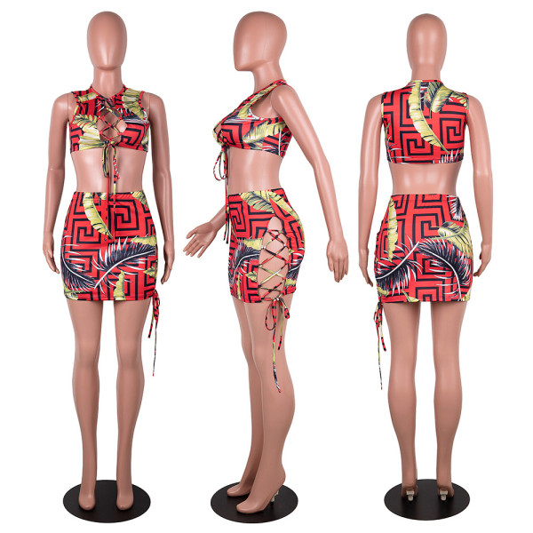 Two-piece set of fashionable and sexy slit straps