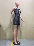 halterneck dress with tie