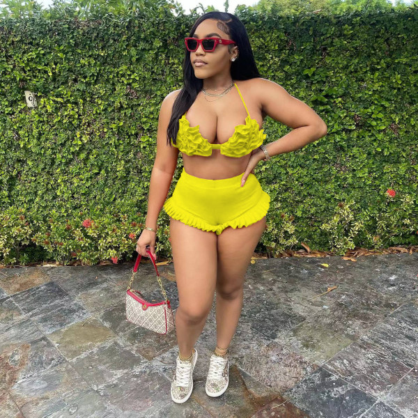 Fashion sexy strappy halter neck open back ruffle shorts suit