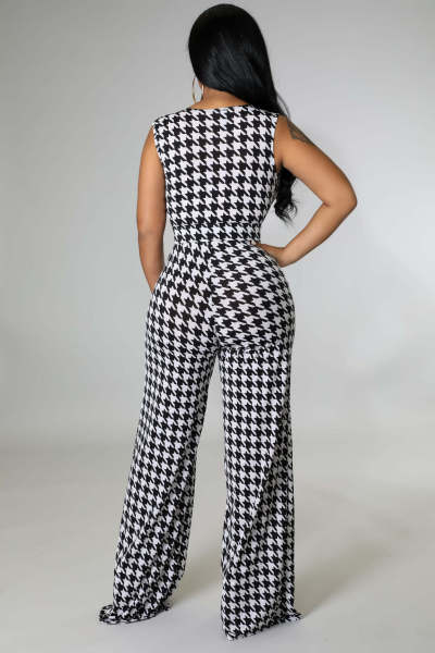 Sleeveless Deep V Houndstooth Print Jumpsuit with Belt