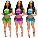 Two-piece set of fashionable short printed top with waist and shorts