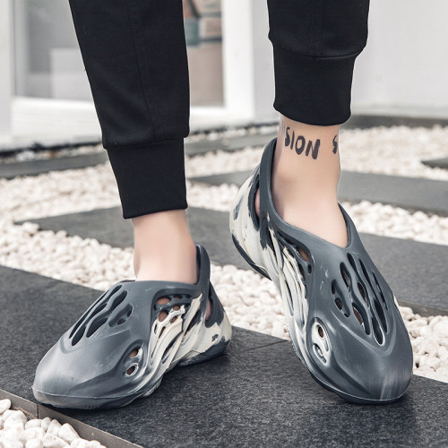 Cutout Sports Rubber Anti-Slip Coconut Camouflage Beach Clogs