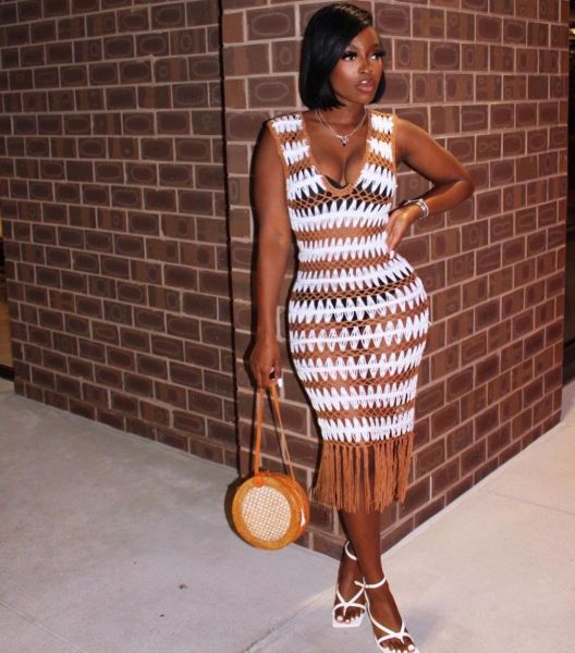 Fashionable and sexy fringed wavy hand-crocheted knitted women's dress