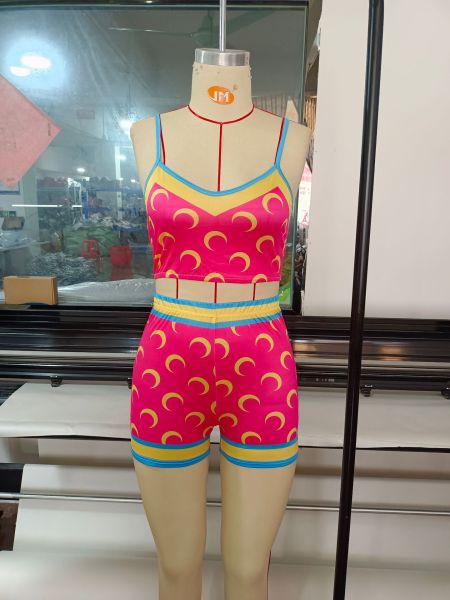 Fashion Women's Suit Contrast Color Moon Print Sexy Navel Sling Top + Shorts