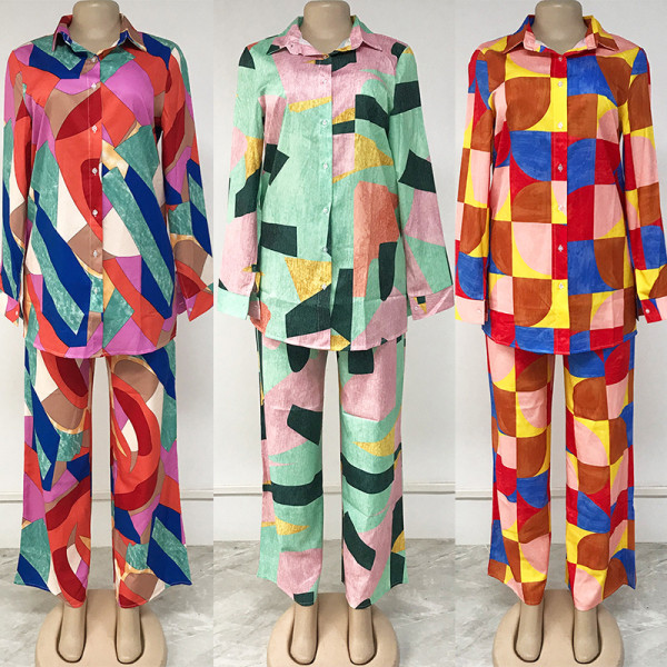 Plus Size Women's Two Piece Printed Loose Shirt Pants Set