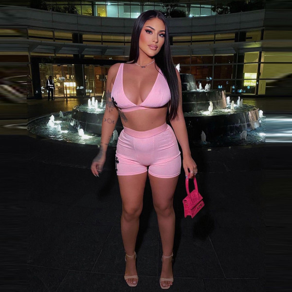 Women's two-piece set of navel-cut hollow contrasting fashion vest and shorts