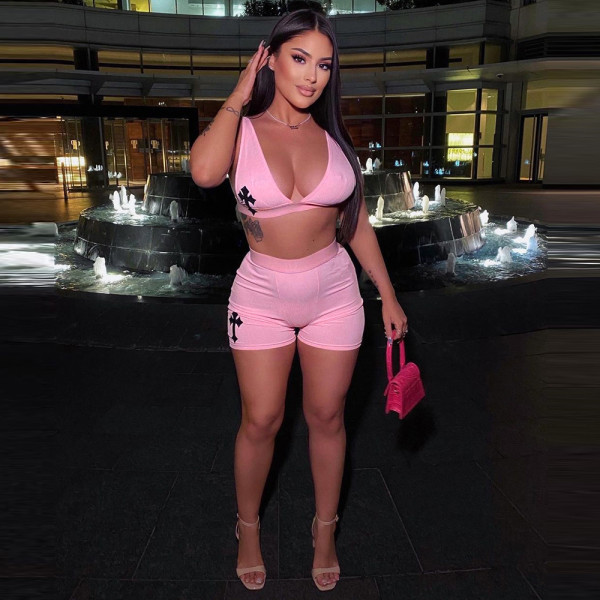 Women's two-piece set of navel-cut hollow contrasting fashion vest and shorts