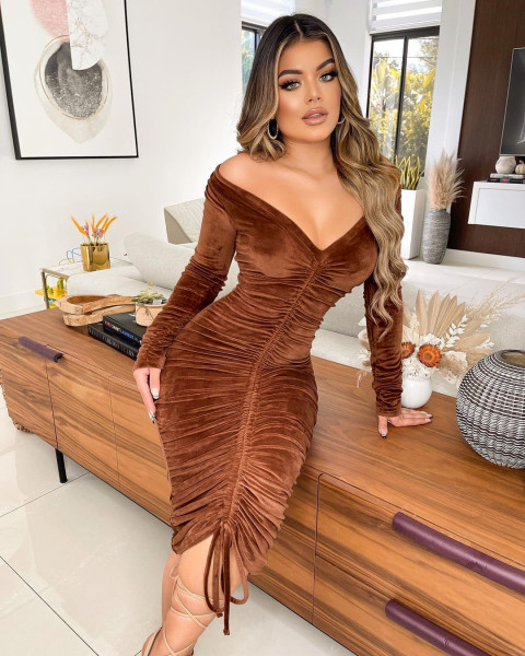 V-neck off-shoulder velvet smocked sexy midi dress