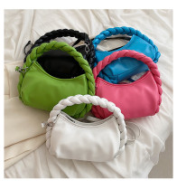 Fashionable and popular braided braided handbag retro semicircle all-match messenger bag B10499
